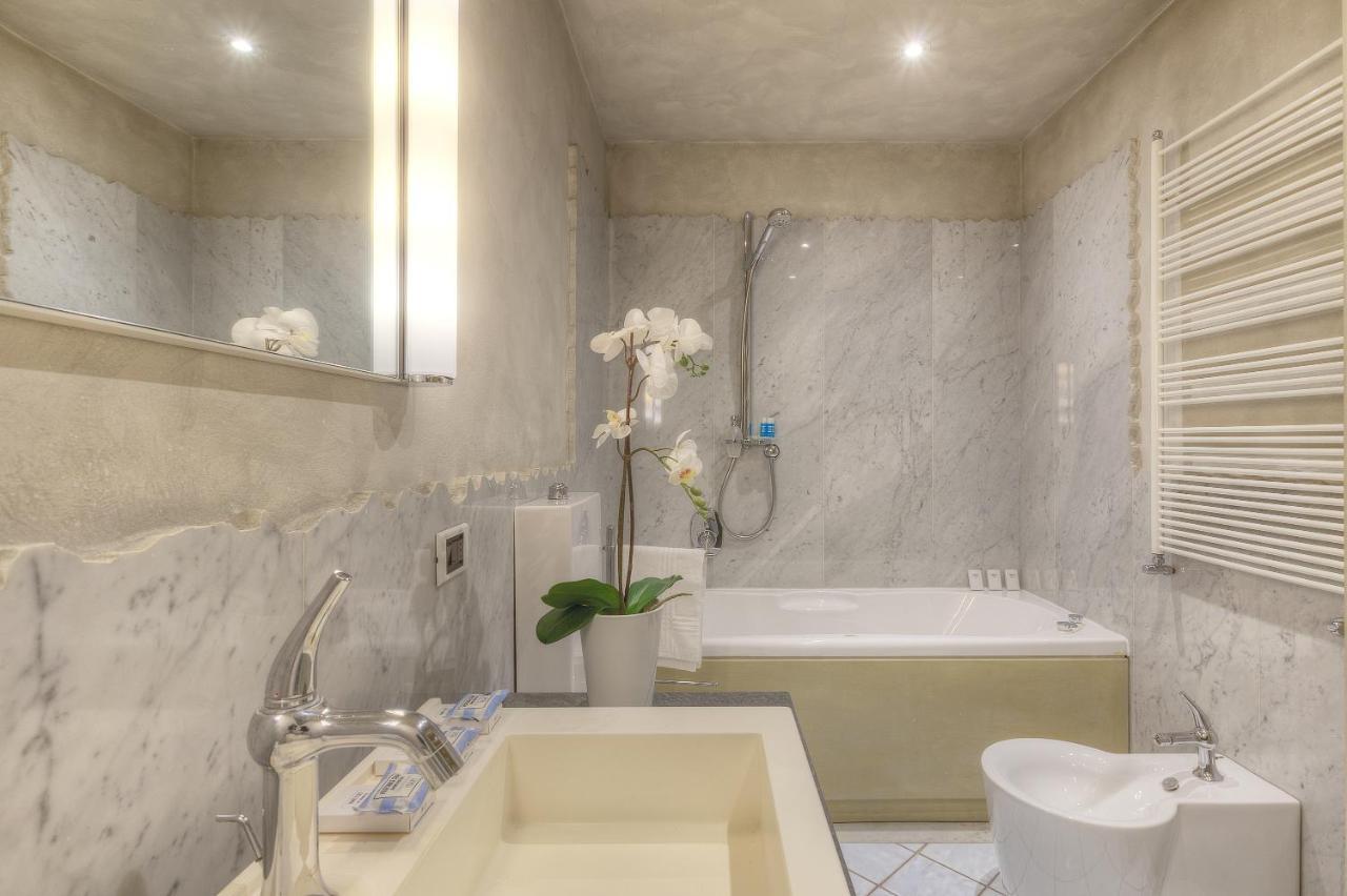 Duomo Suite Central Home ฟลอเรนซ์ ภายนอก รูปภาพ