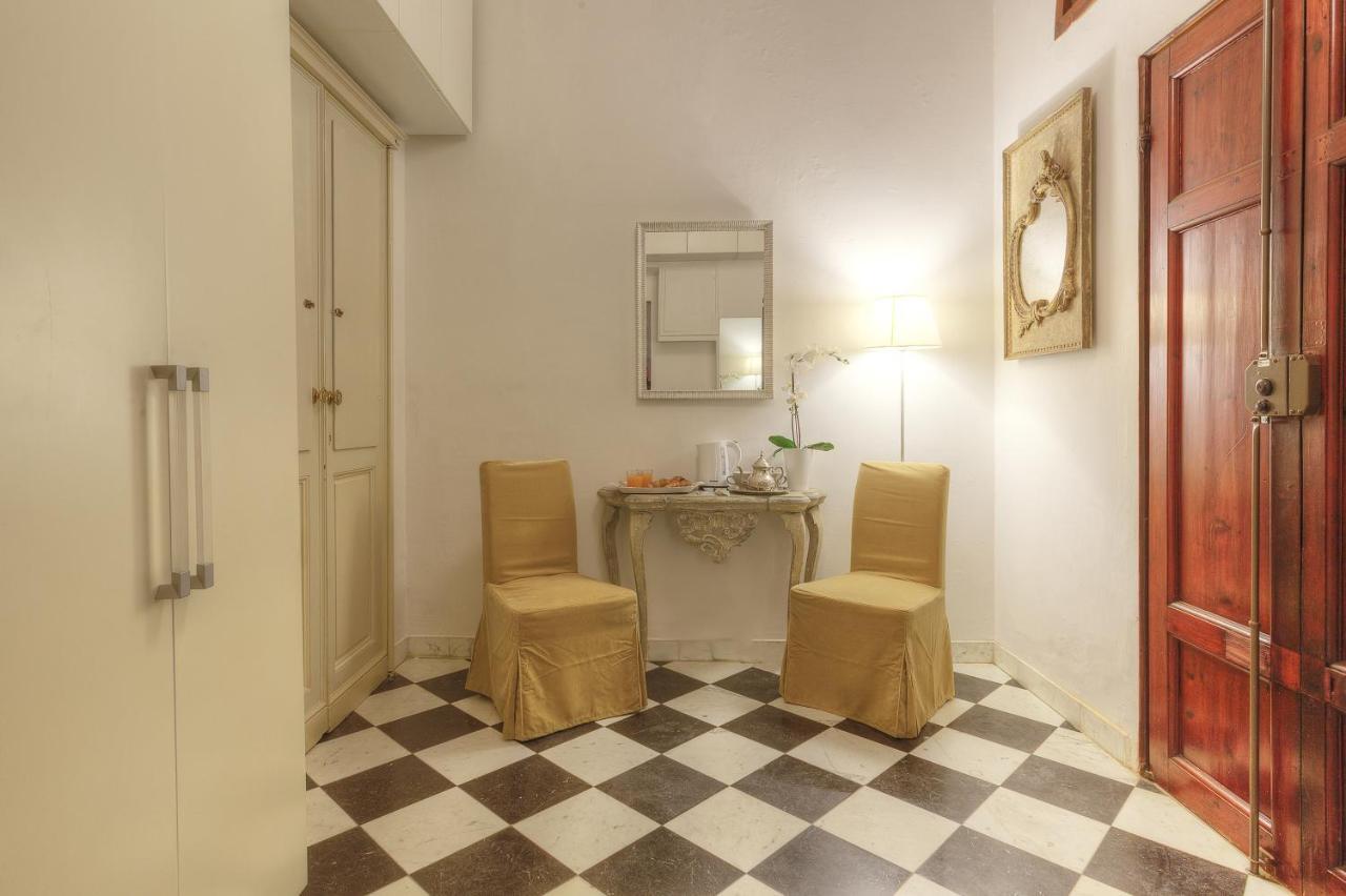 Duomo Suite Central Home ฟลอเรนซ์ ภายนอก รูปภาพ